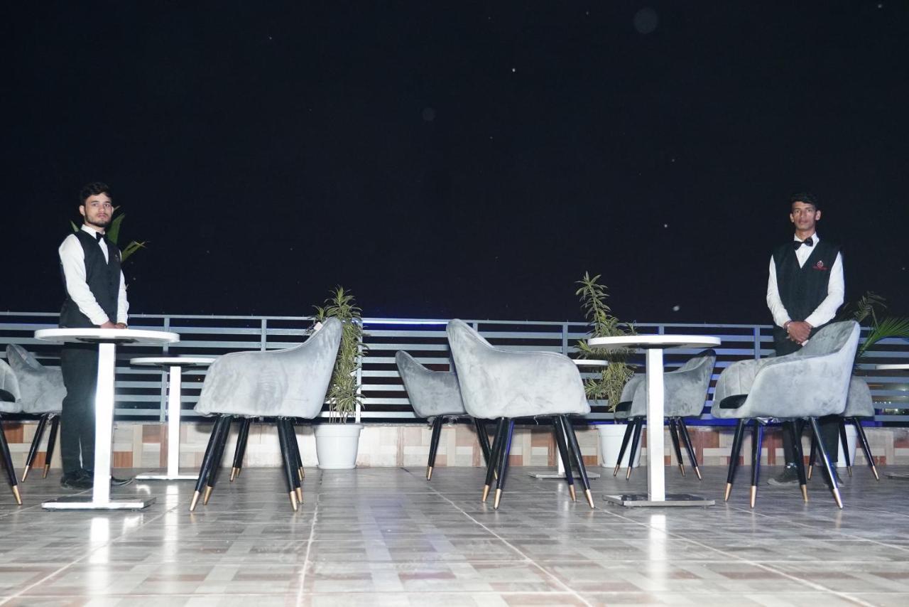 Expomart Inn Greater Noida Dış mekan fotoğraf